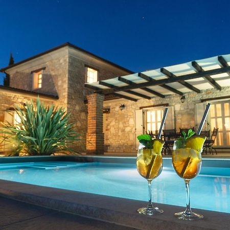 Sveti Lovreč Pazenatički Villa Melissa - Istrisches Steinhaus Mit Pool In Guter Lage מראה חיצוני תמונה