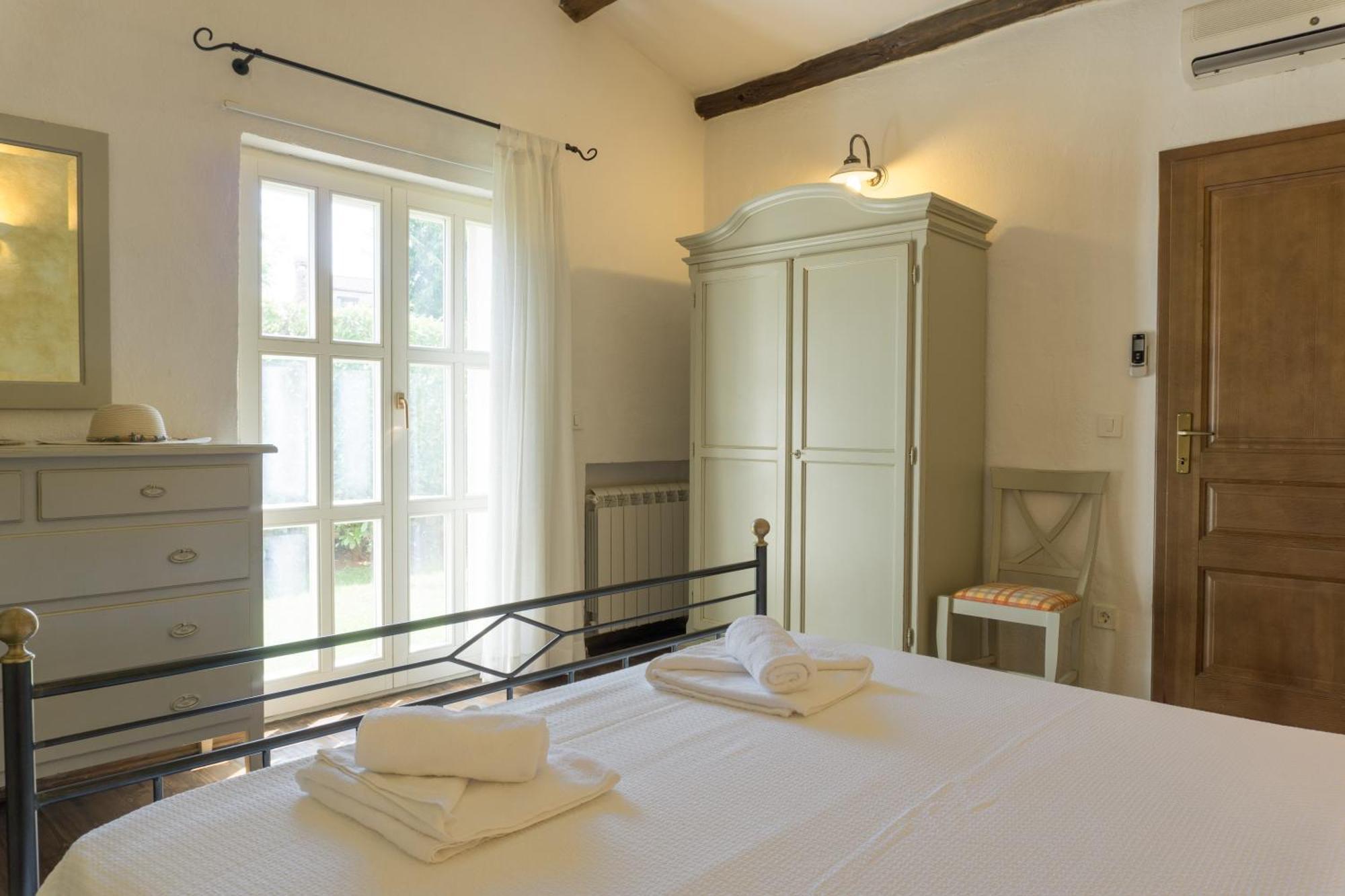 Sveti Lovreč Pazenatički Villa Melissa - Istrisches Steinhaus Mit Pool In Guter Lage מראה חיצוני תמונה