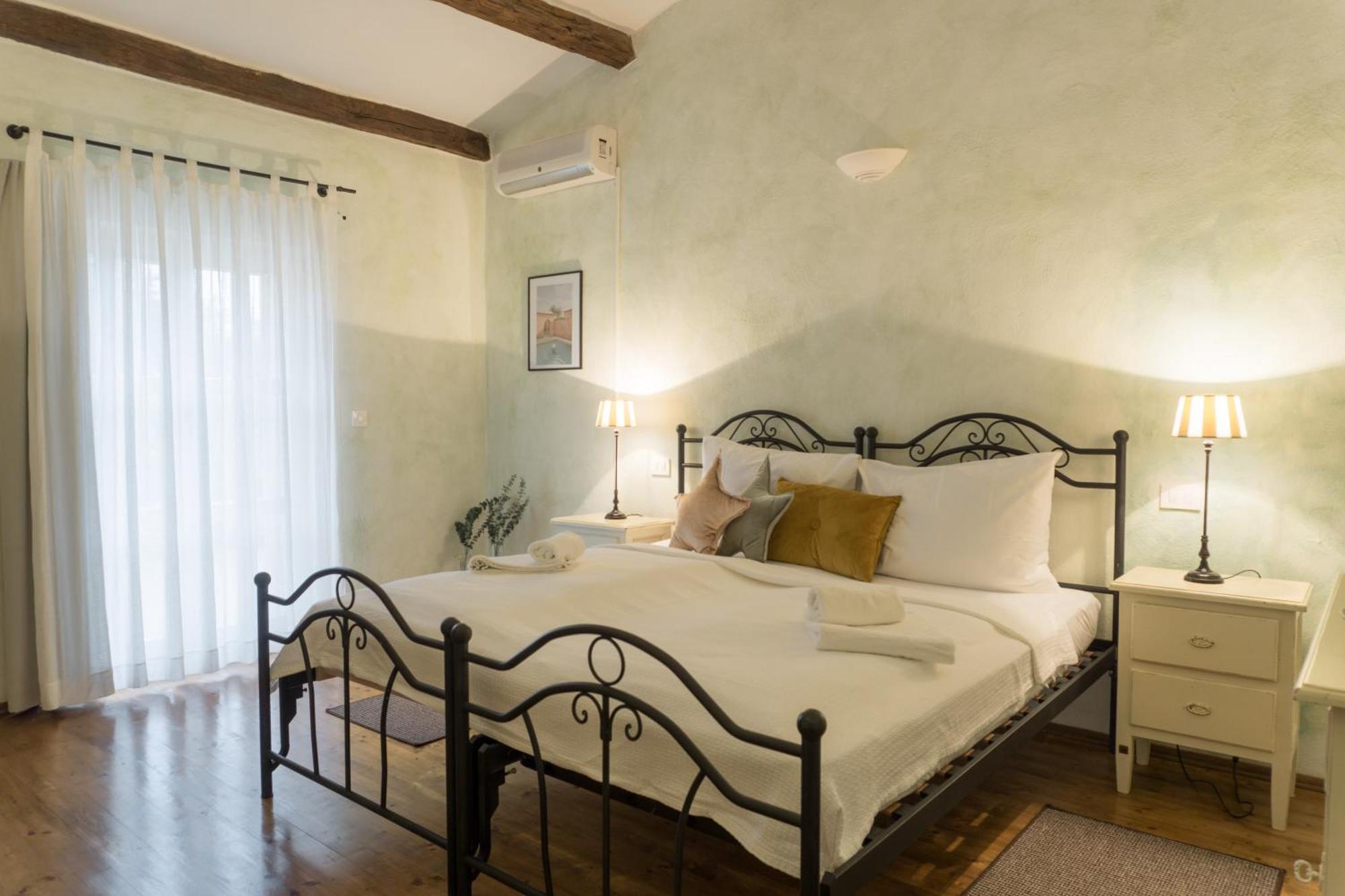 Sveti Lovreč Pazenatički Villa Melissa - Istrisches Steinhaus Mit Pool In Guter Lage מראה חיצוני תמונה